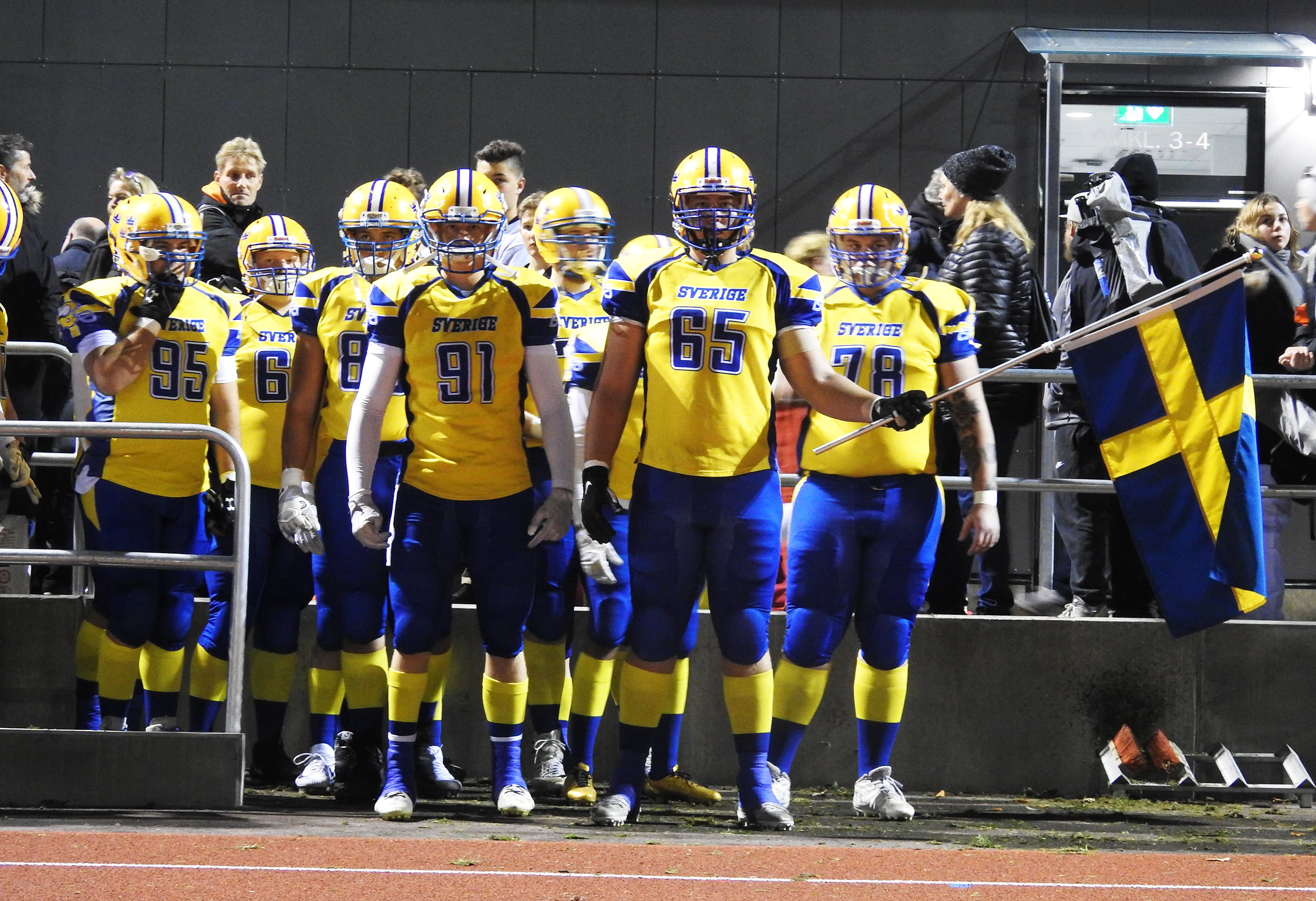 Finland och Sverige till final efter två övertygande segrar