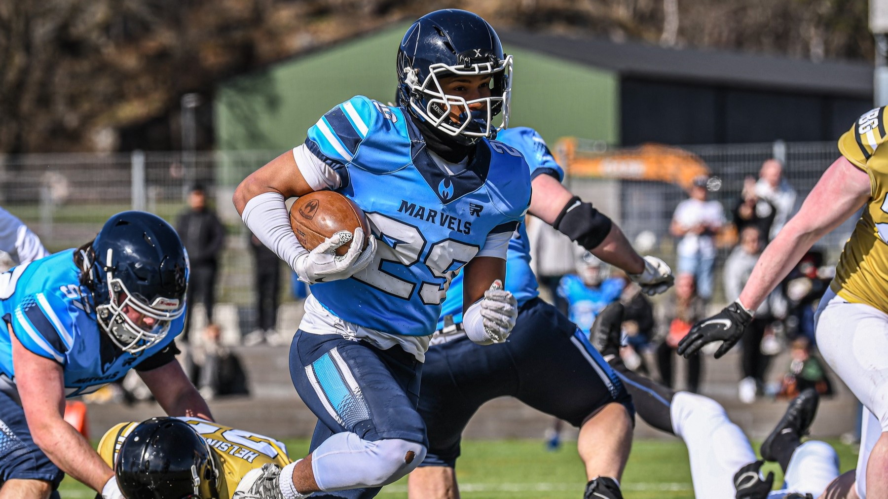 Säsongsstart för den amerikanska fotbollen!