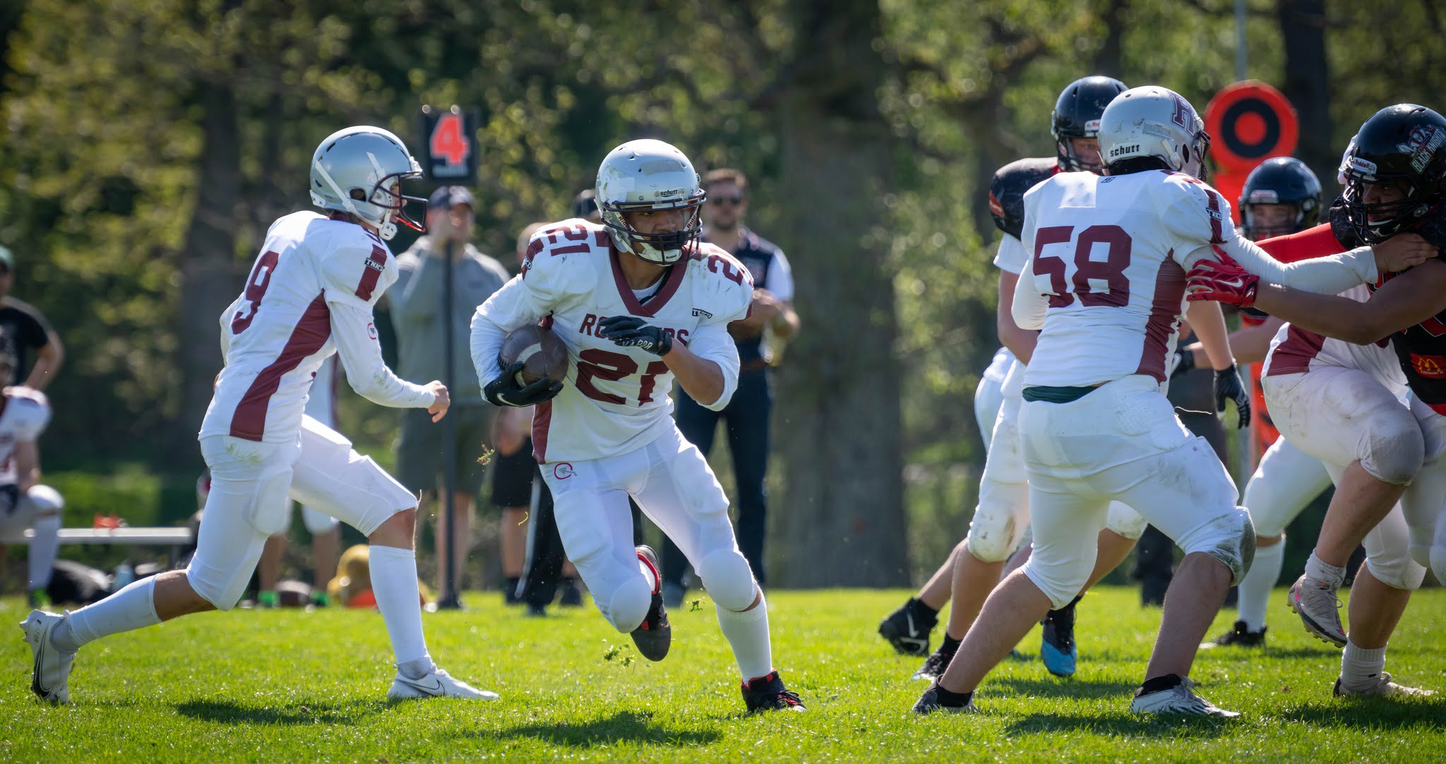 Helgens prognos: vackert väder och mycket amerikansk fotboll