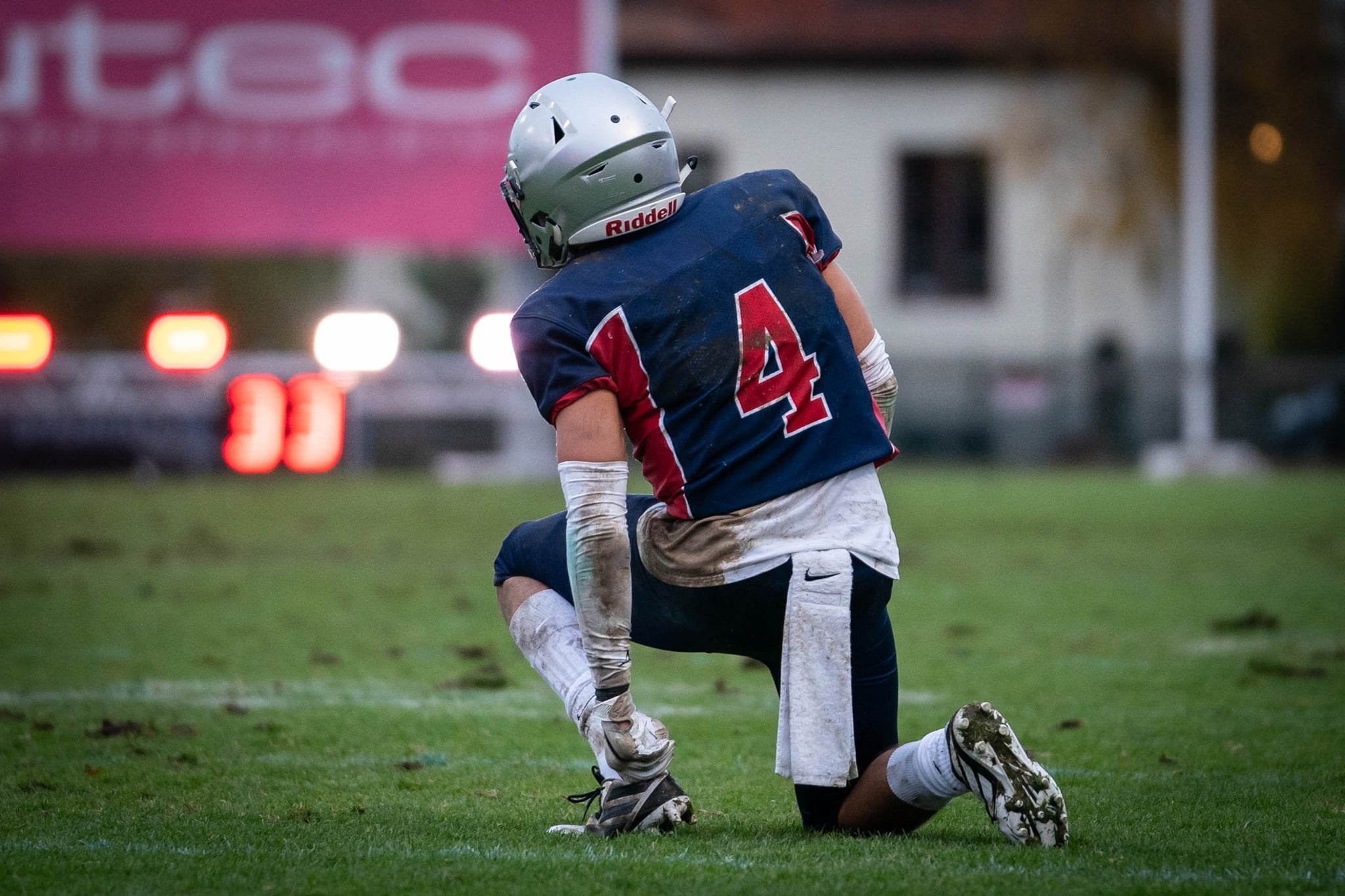 Uppdaterade tävlingsbestämmelser för den amerikanska fotbollen