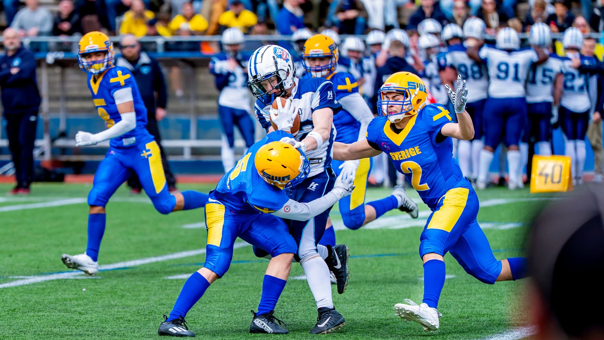 Övertidsdrama mot Finland tog Sverige till fjärde raka EM-finalen