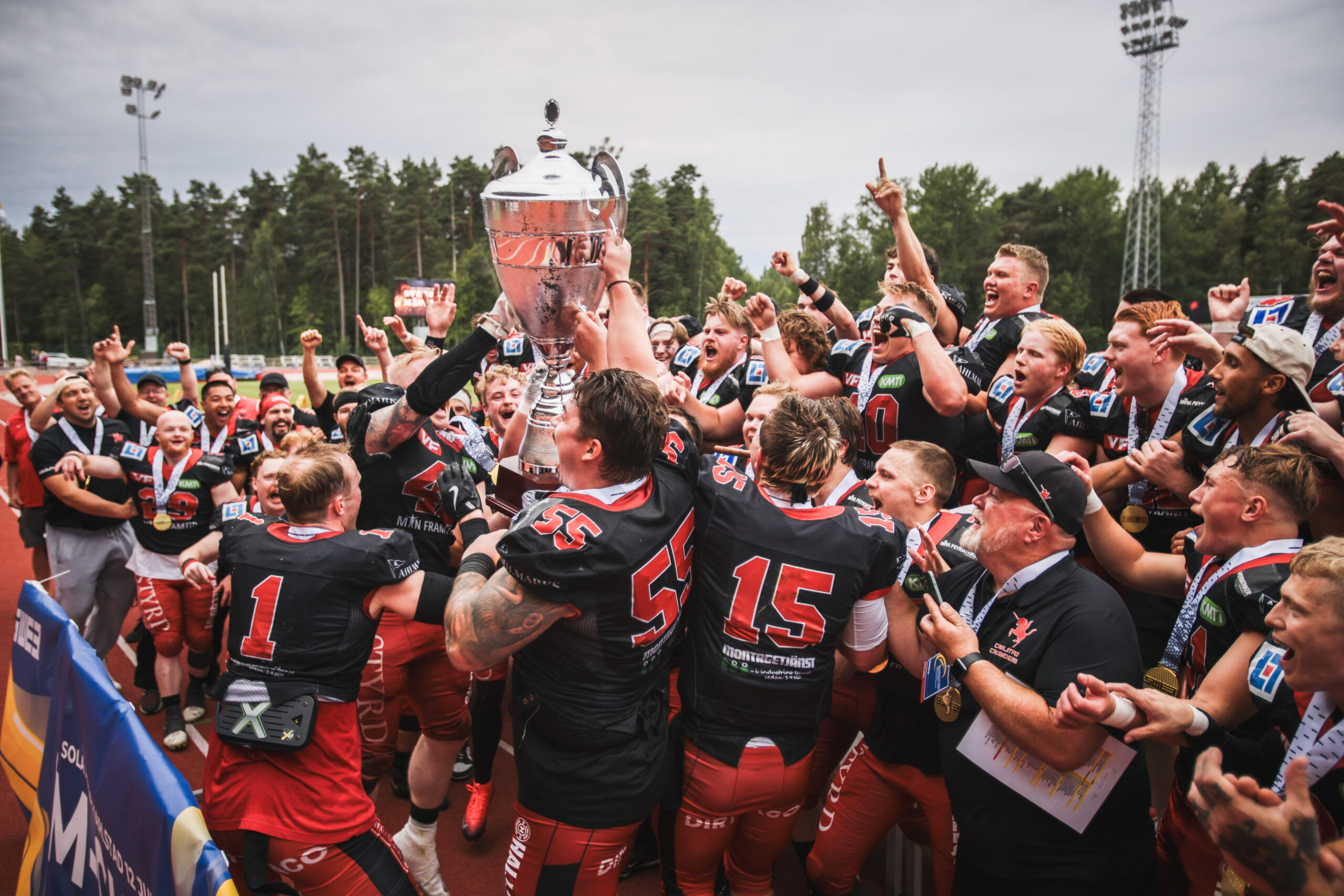 Carlstad försvarade guldet – tog elfte SM-titeln efter dominant final mot Tyresö